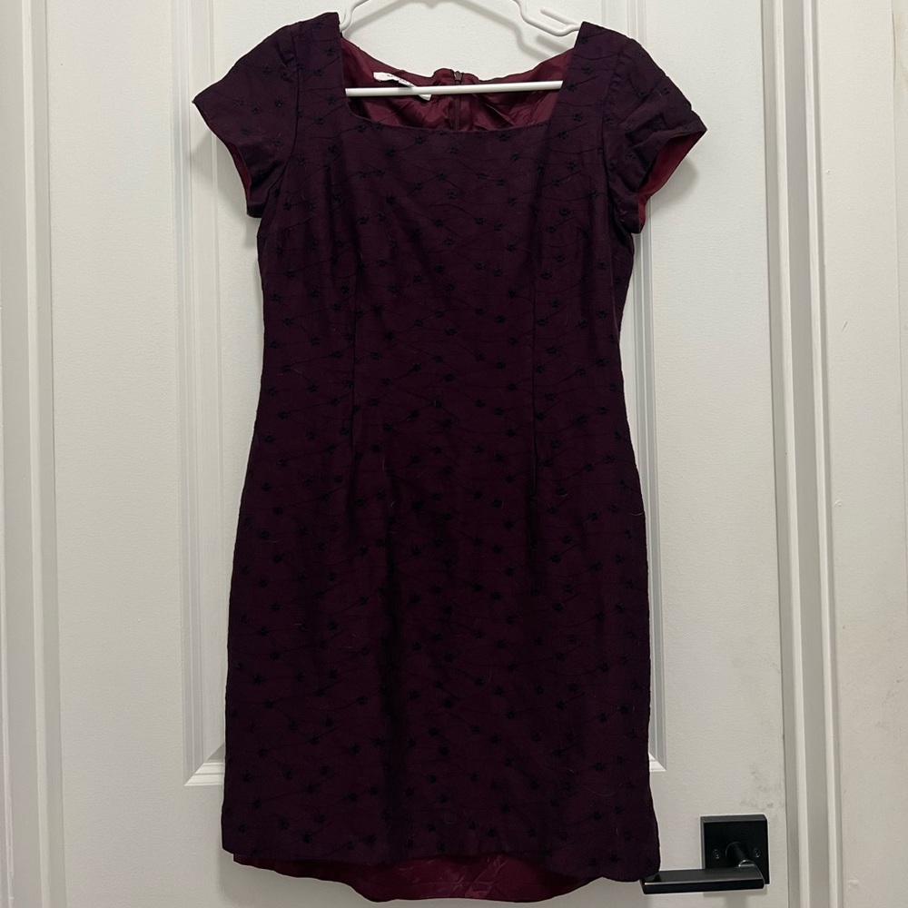 A purple dress from Susan Ives in perfect condition. Size 6